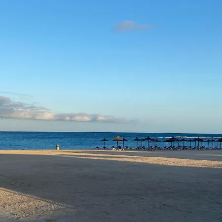Dom wakacyjny Casa Blanca - Sea Views - Private Pool - Wifi - Bbq *